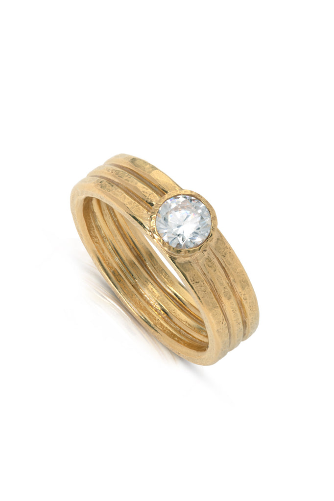 18ct-yellow-gold-diamond-ring