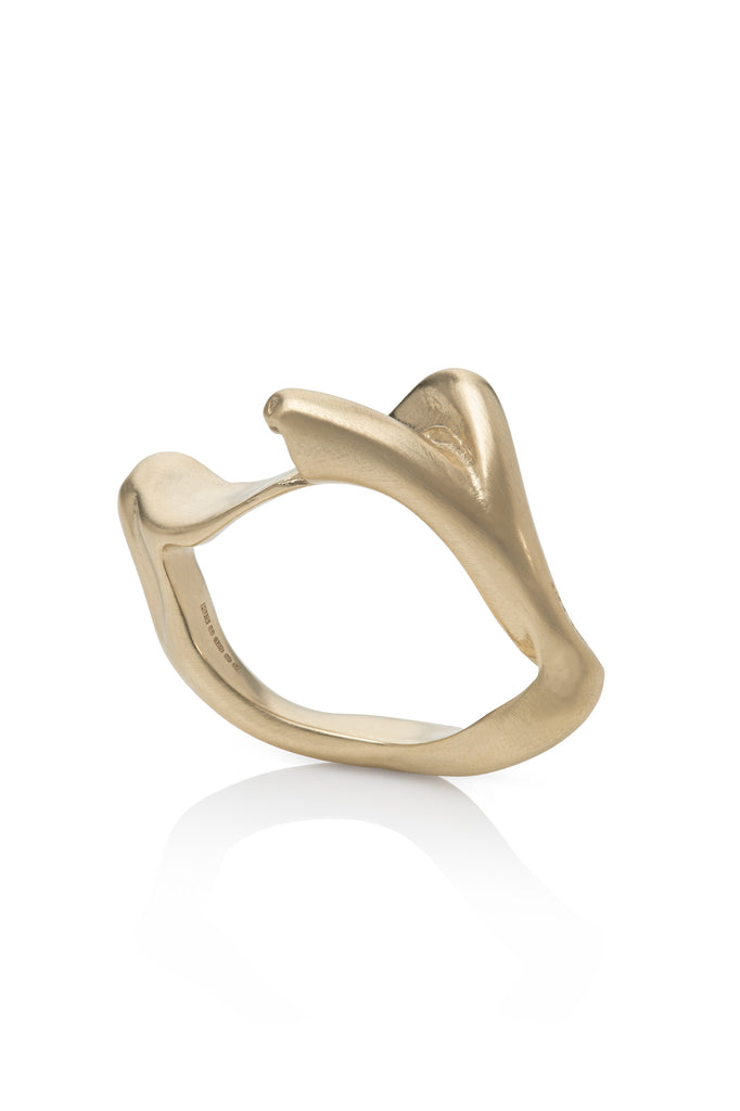 solid-9ct-yellow-gold-ring