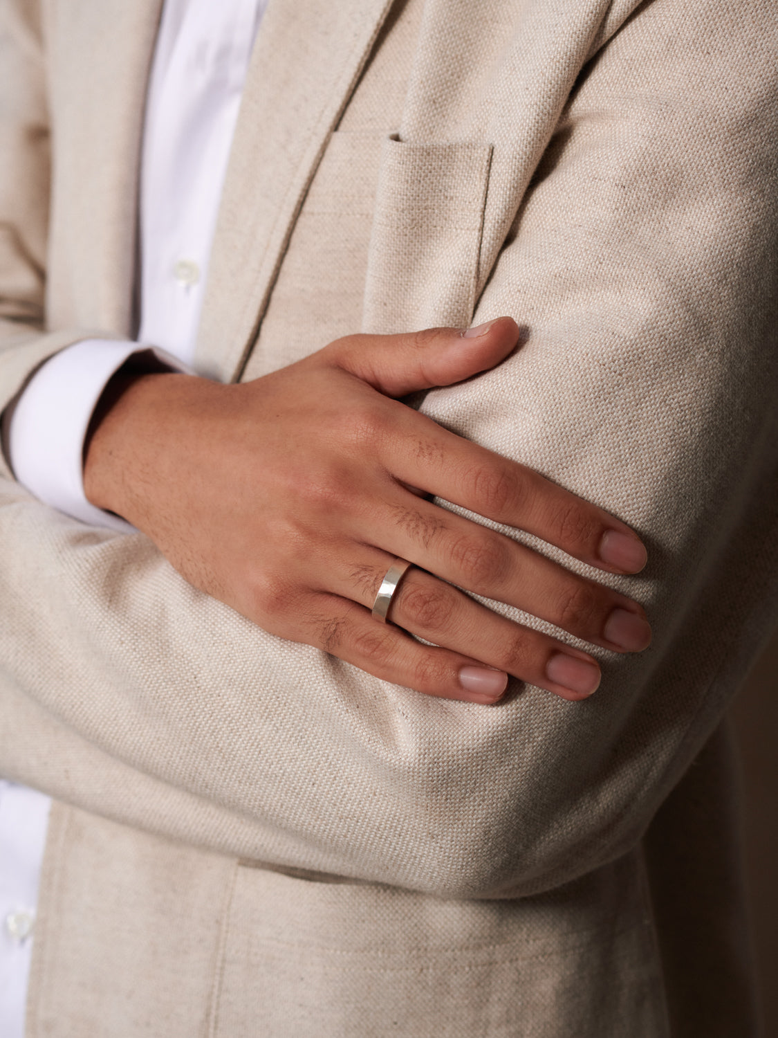 Joyas Flat Court Rings