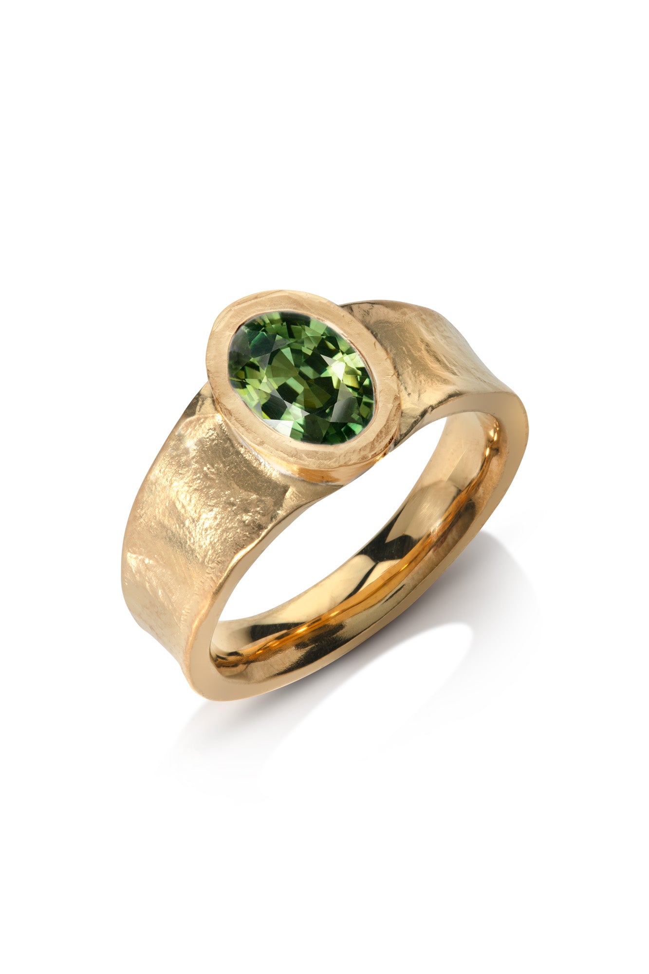 green-sapphire-engagement-ring