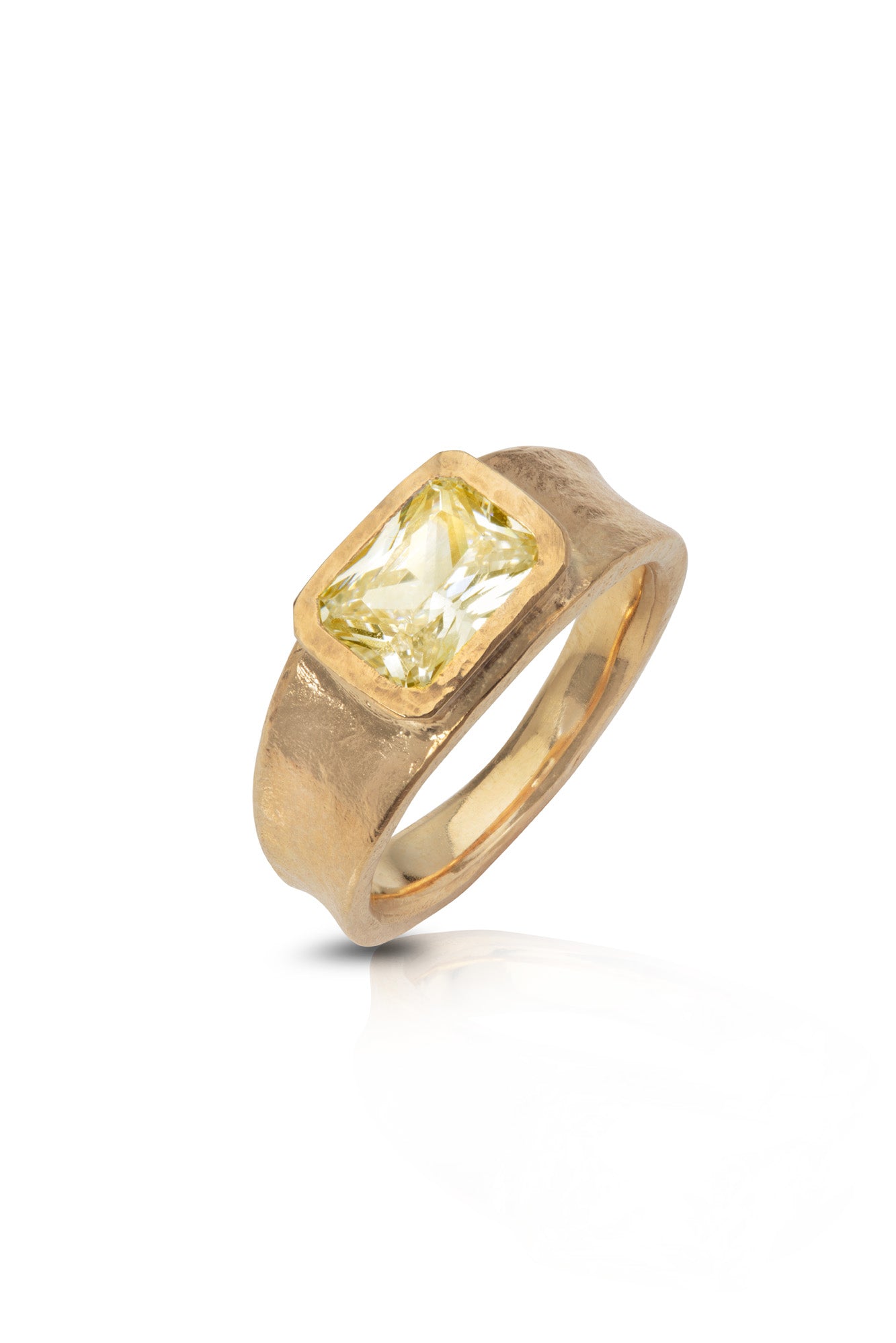 Honey Emerald Ring