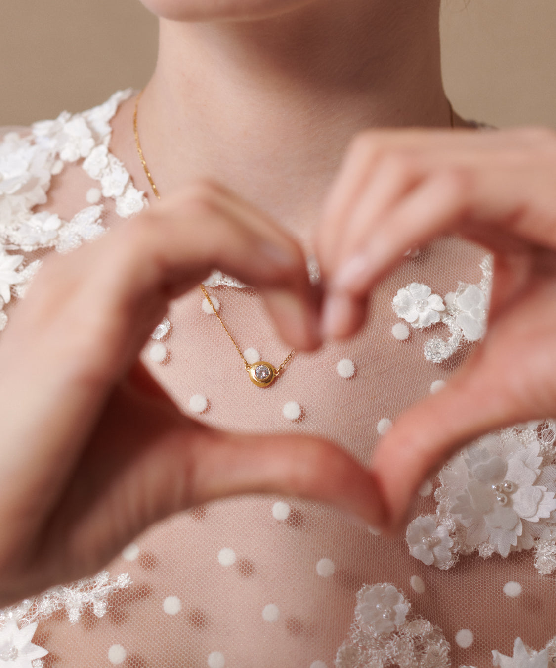 diamond-pendant-necklace