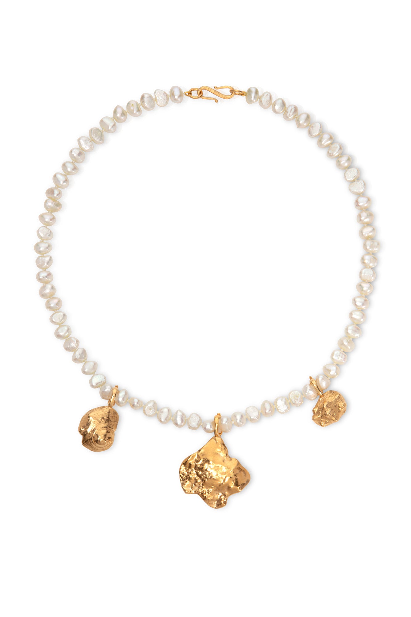 freshwater pearl necklace with gold shell pendants