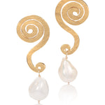 gold-plated-swirl-pearl-earrings-recycled-silver