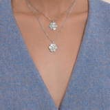 kitty-joyas-silver-iris-flower-necklace-aquamarine-sapphire