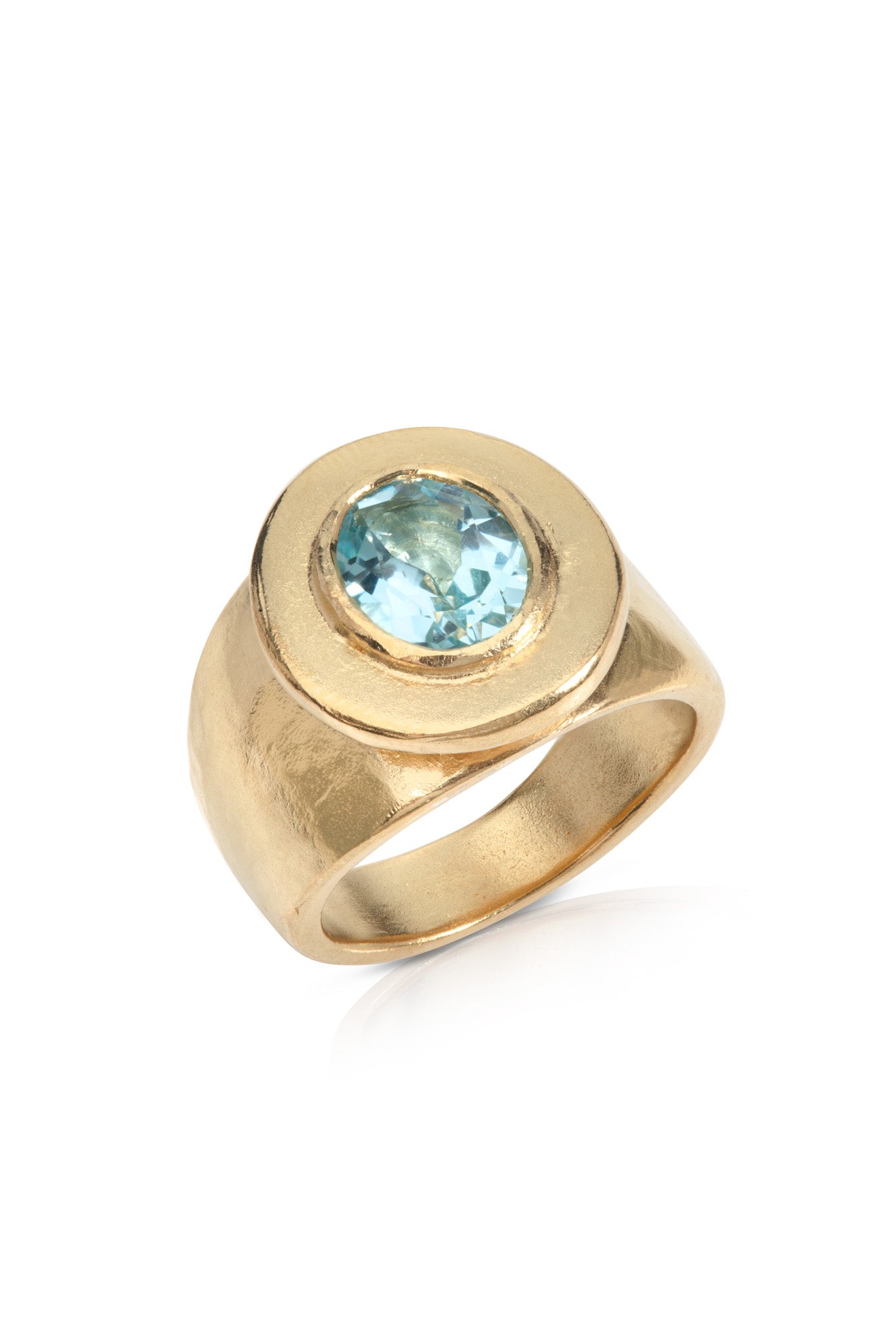 kj-halo-ring-blue-sapphire